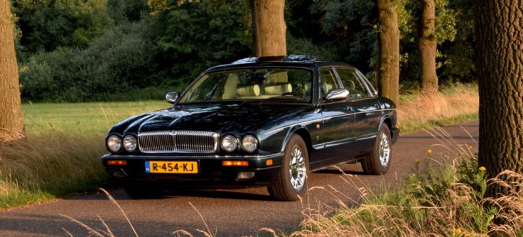 【超目玉】 Century Daimler 4.0 Blue Kingfisher - 100 of 1 LWB L6 ビテス